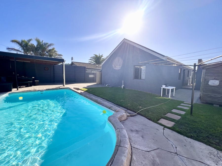 3 Bedroom Property for Sale in Townsend Estate Western Cape